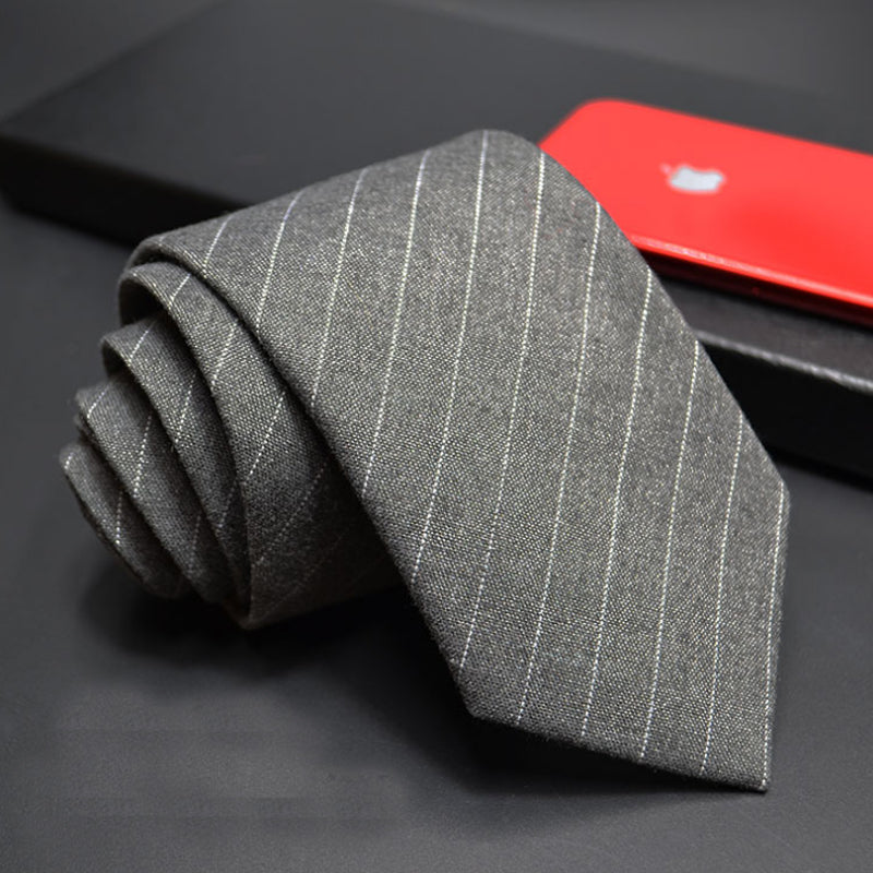 Elegant Striped Cotton Tie for Men - Formal Wear